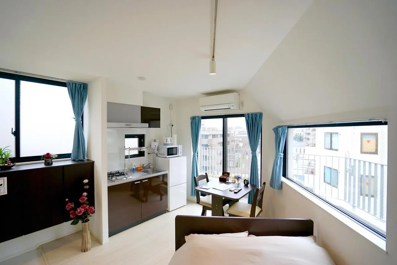 Court Residence Tokyo Nakano 3*,